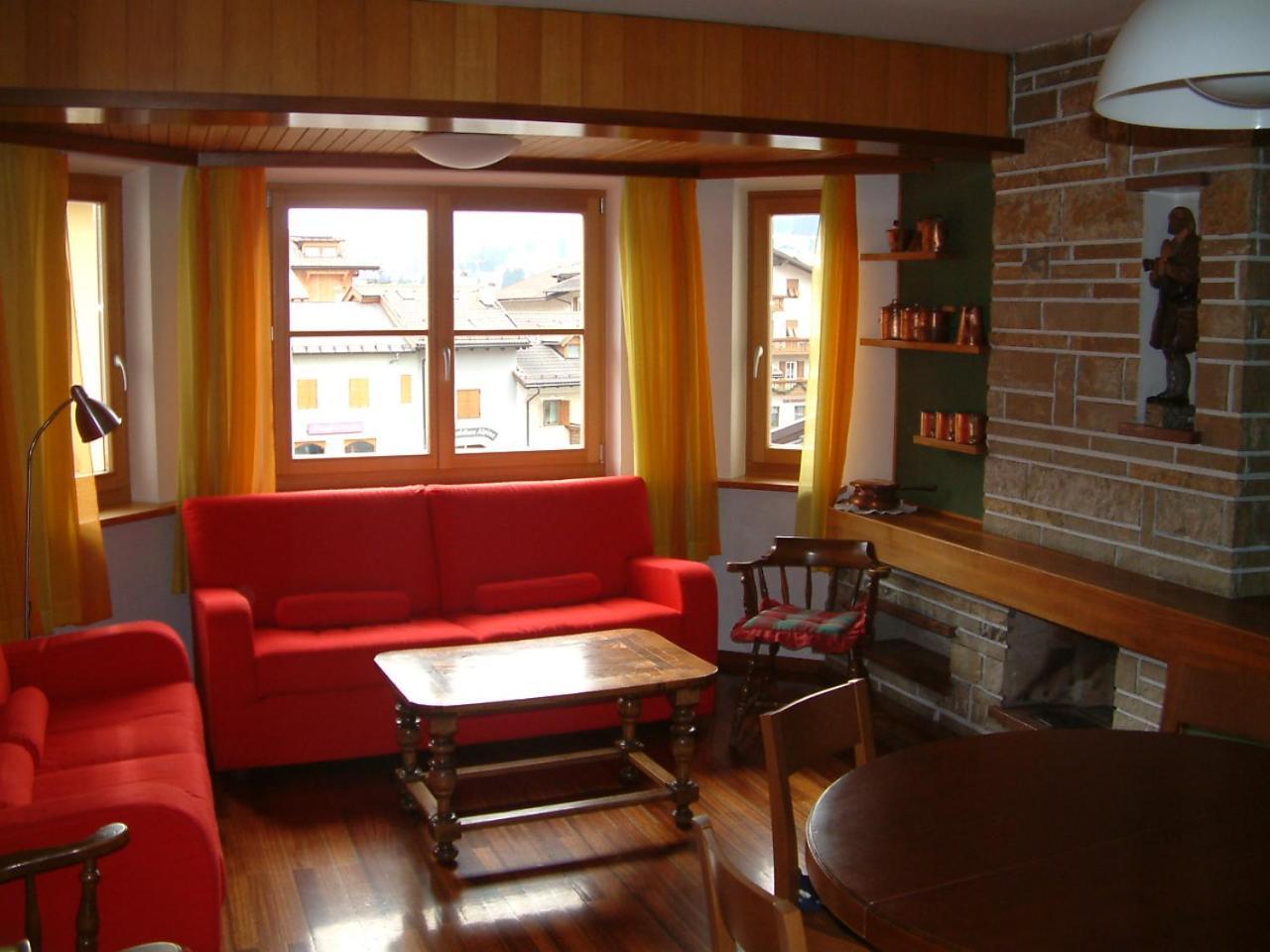 Casa Elisa Lägenhet Pozza di Fassa Exteriör bild