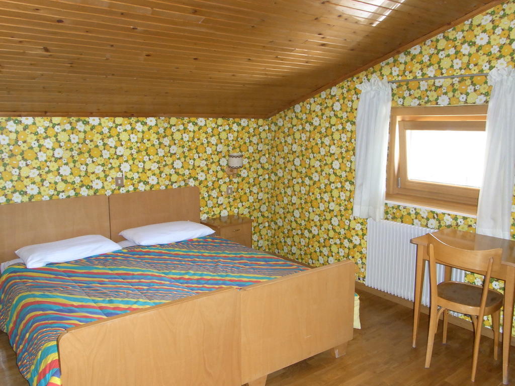 Casa Elisa Lägenhet Pozza di Fassa Rum bild