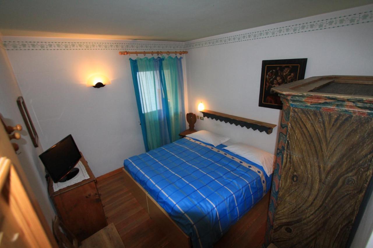 Casa Elisa Lägenhet Pozza di Fassa Exteriör bild